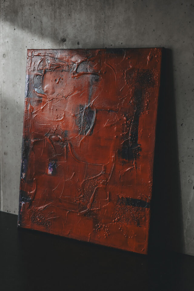 Rotes, abstraktes Bild.